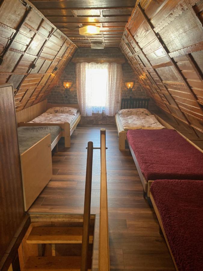 Utulna Chaloupka Na Valassku Valasska Bystrice Exterior foto